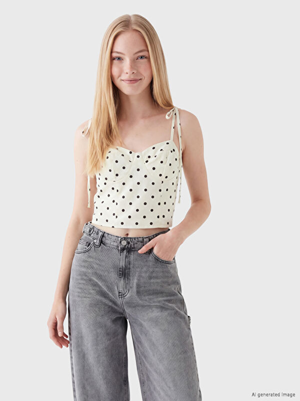 XSIDE Kalp Yaka İp Askılı Crop Bluz