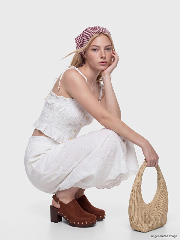 XSIDE Kare Yaka İp Askılı Crop Bluz