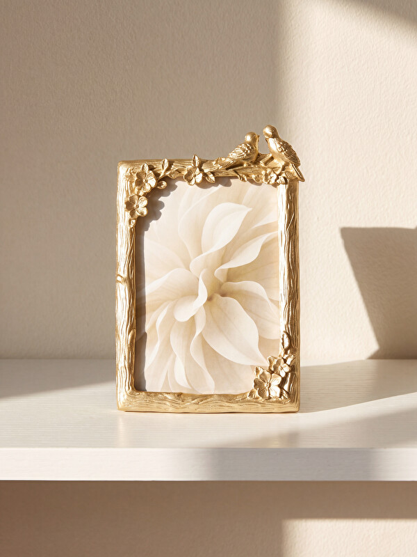LCW HOME Decorative Frame