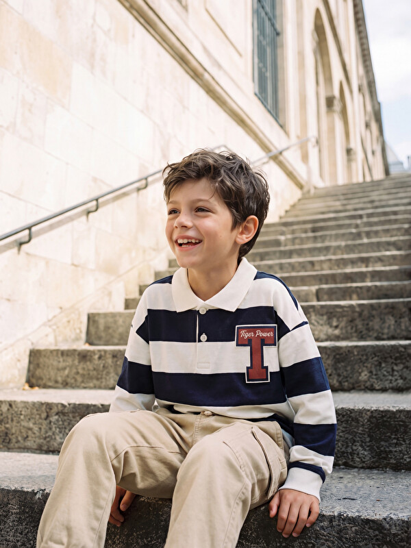 LCW Kids T-shirt e qëndisur me jakë polo dhe me shirita për djem