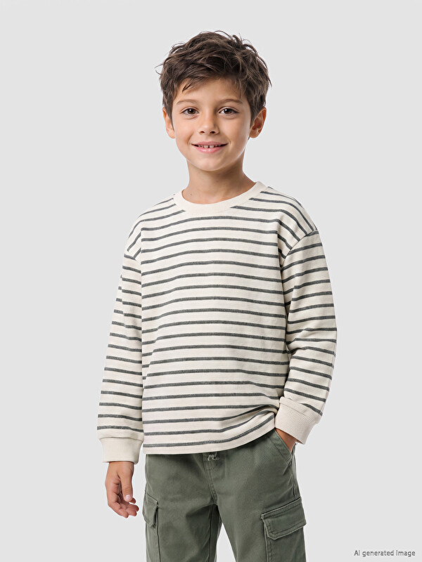 LCW Kids Bisiklet Yaka Çizgili Erkek Çocuk Tişört