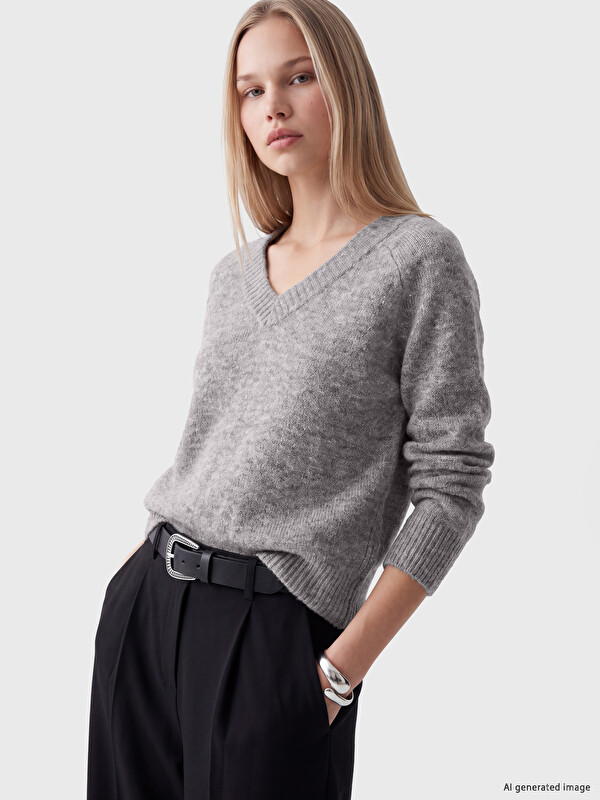 LCW Vision V Yaka Oversize Kadın Triko Kazak