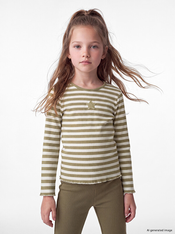 LCW Kids Crew Neck Embroidered Girls' T-Shirt