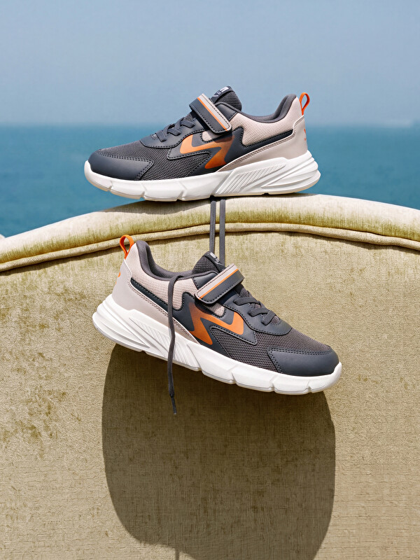 LCW STEPS Bağcıklı ve Cırt Cırtlı Erkek Çocuk Sneaker
