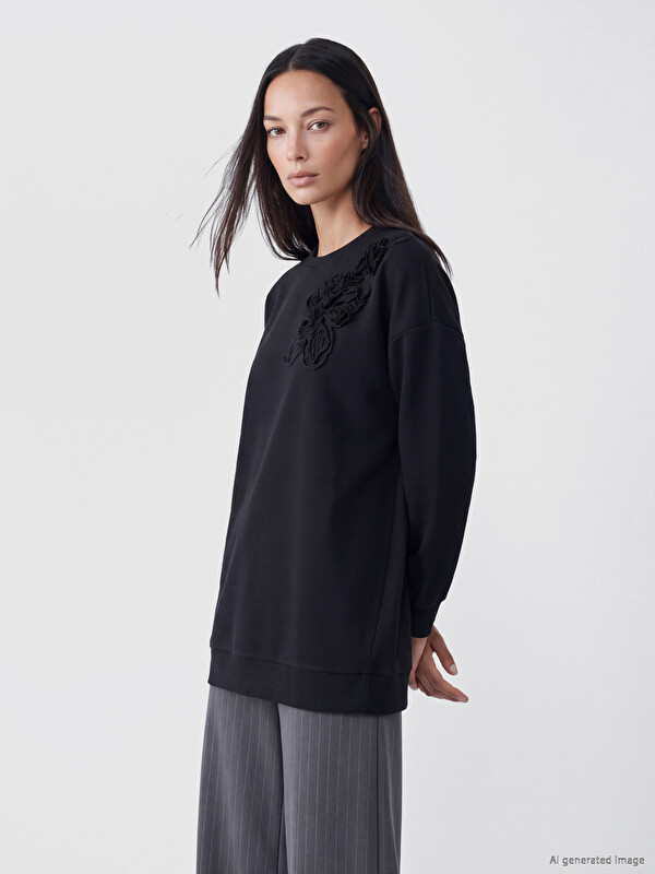 LC WAIKIKI Çiçek Aplikeli Soft Touch Kadın Sweatshirt Tunik