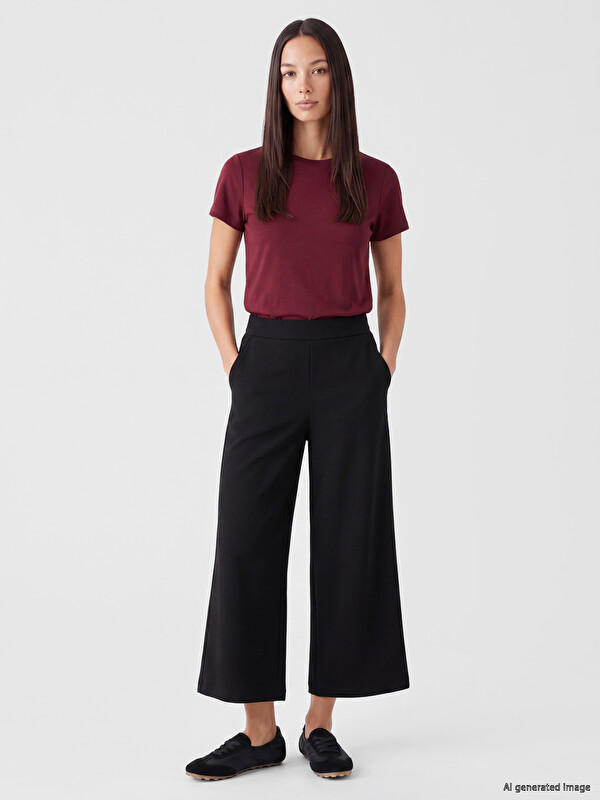 LCWAIKIKI Classic Beli Lastikli Geniş Paça Kadın Pantolon
