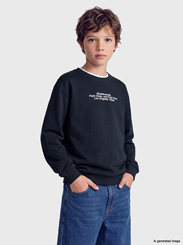 LC WAIKIKI Bisiklet Yaka Baskılı Erkek Çocuk Sweatshirt