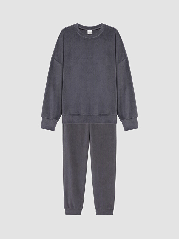 LC WAIKIKI Bisiklet Yaka Kız Çocuk Kadife Pijama Takımı