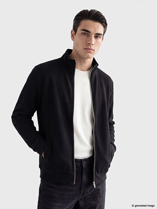 LCWAIKIKI Classic Mock Neck Men's Zip-Up Sweatshirt