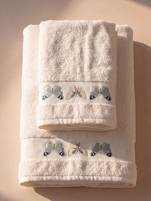 LCW HOME Butterfly Embroidered Cotton Towel Set