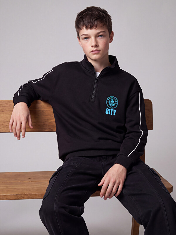 LCW Kids Manchester City Printed Boys' Thick Sweatshirt
