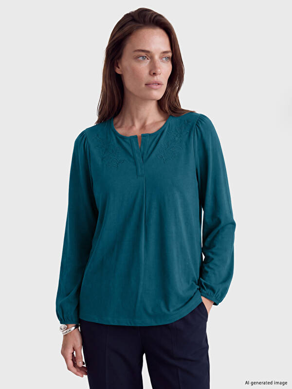 LCW Grace Notch Neck Embroidered Blouse