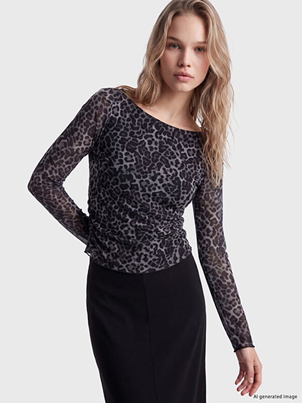 LCW Vision Boat Neck Leopard Patterned Blouse