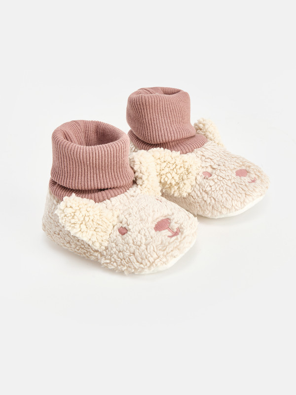LCW STEPS Baby Girl Ecru Indoor Shoes