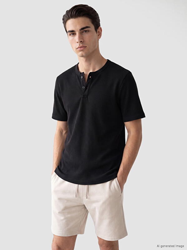 LCWAIKIKI Classic Henley Yaka Dokulu Erkek Tişört