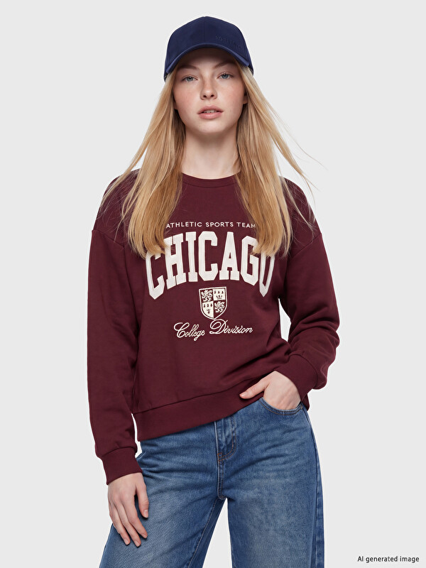 XSIDE Chicago Embroidered Oversize Women's Sweatshirt