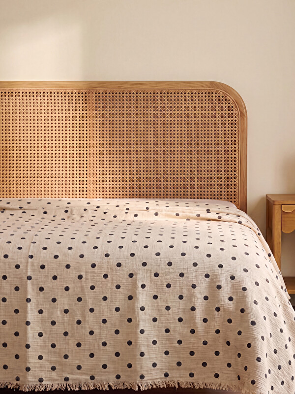 LCW HOME Двојна прекривка за кревет со точки 200x220 cm