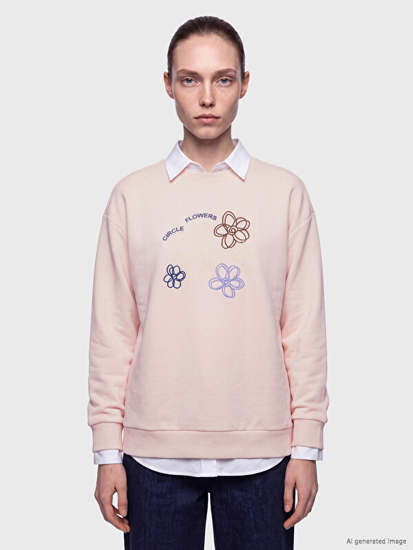 LCW Comfort Flower Embroidered Women's Thick Sweatshirt