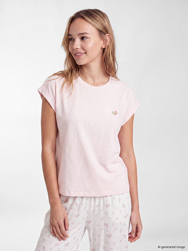 LCW DREAM Bisiklet Yaka Nakışlı Kadın Pijama Üst