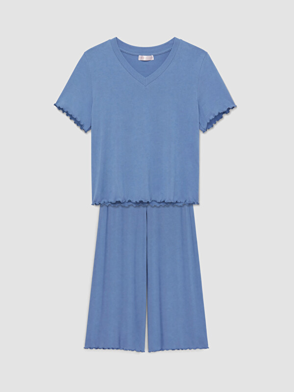 LCW DREAM V Yaka Fırfırlı Kadın Pijama Takımı