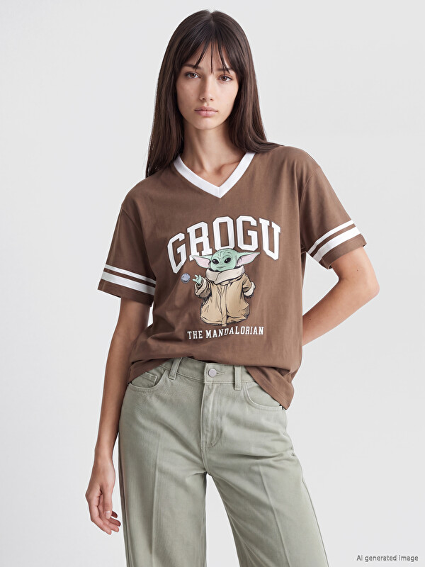 XSIDE Grogu Baskılı Oversize Kadın Tişört