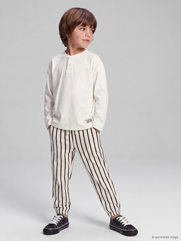 LCW Kids Pantallona sportive jogger me shirita për djem