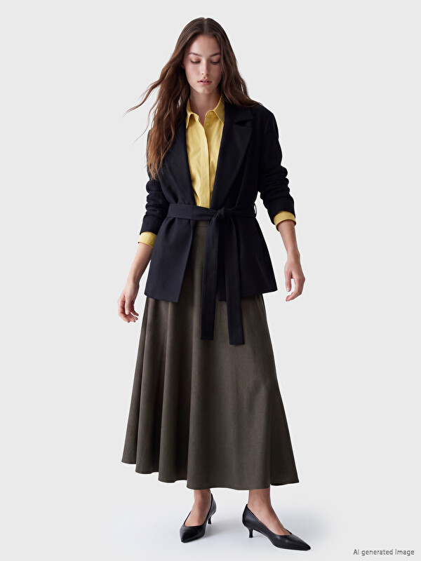 LCW Modest Beli Fermuarlı Ekose Kloş Etek