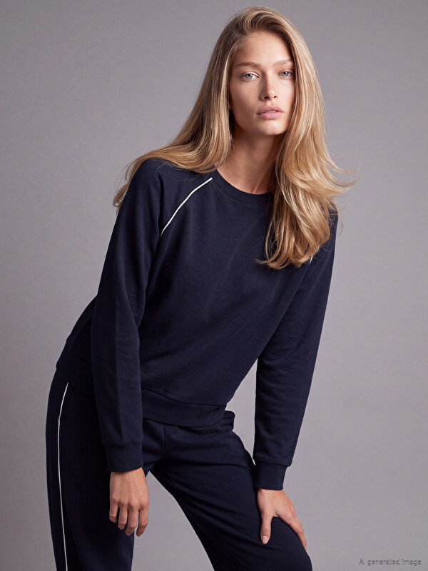 Natuvera Bisiklet Yaka Kadın Sweatshirt