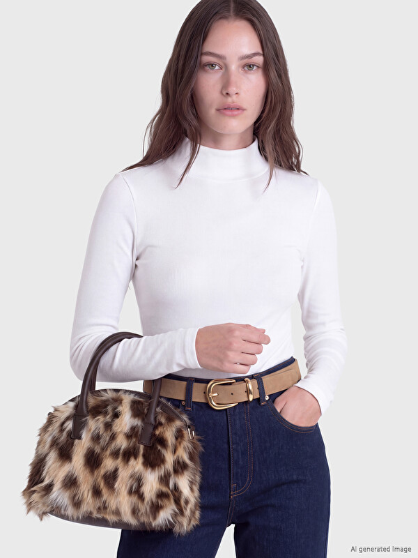 LCW Modest Dik Yaka Kadın Body