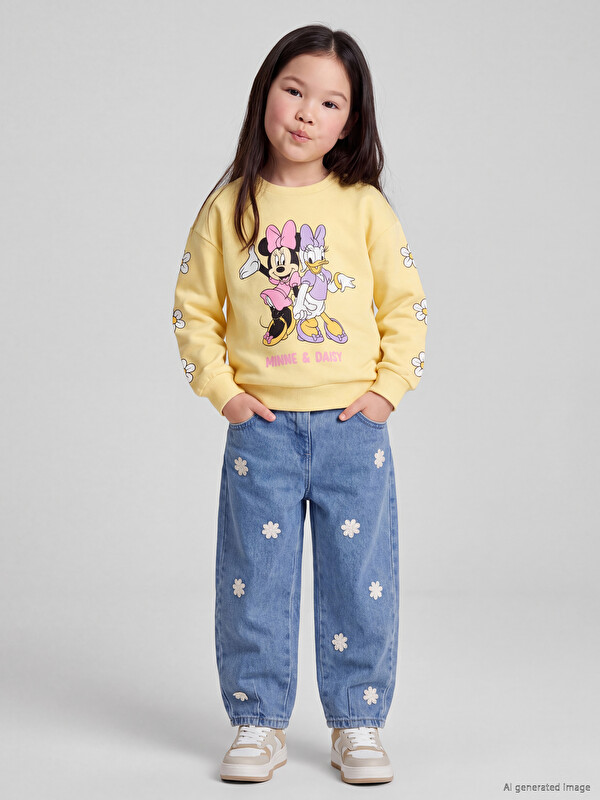 LCW Kids Flower Embroidered Barrel Fit Girls' Jeans