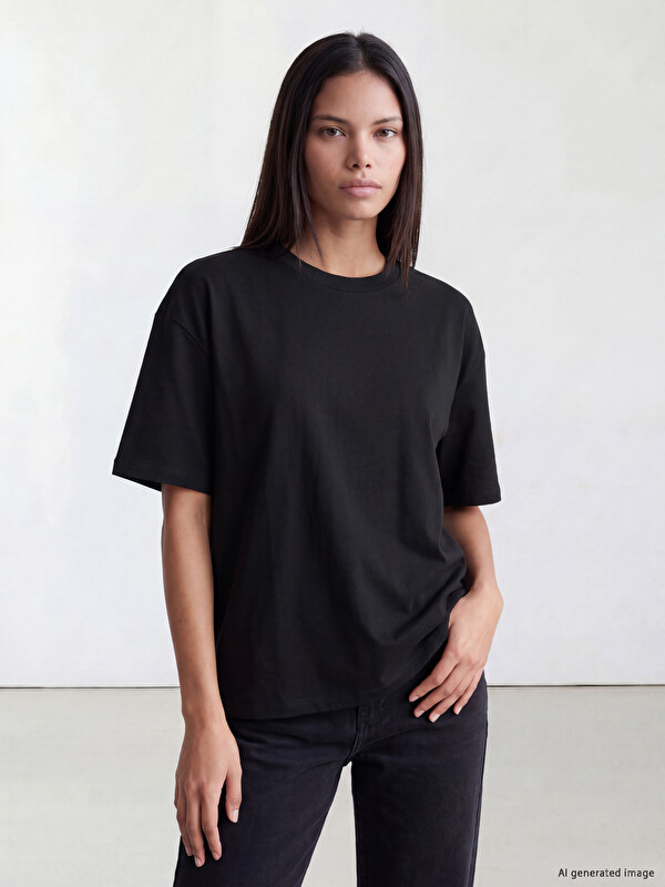 LCW Modest Bisiklet Yaka Soft Touch Kadın Tişört