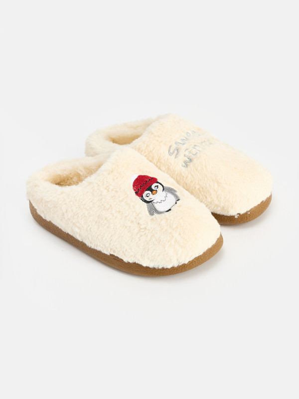 LCW STEPS Penguen Nakışlı Pelüş Kadın Ev Terliği