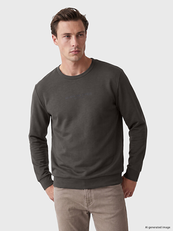 LCWAIKIKI Classic Crew Neck Printed Men's Sweatshirt