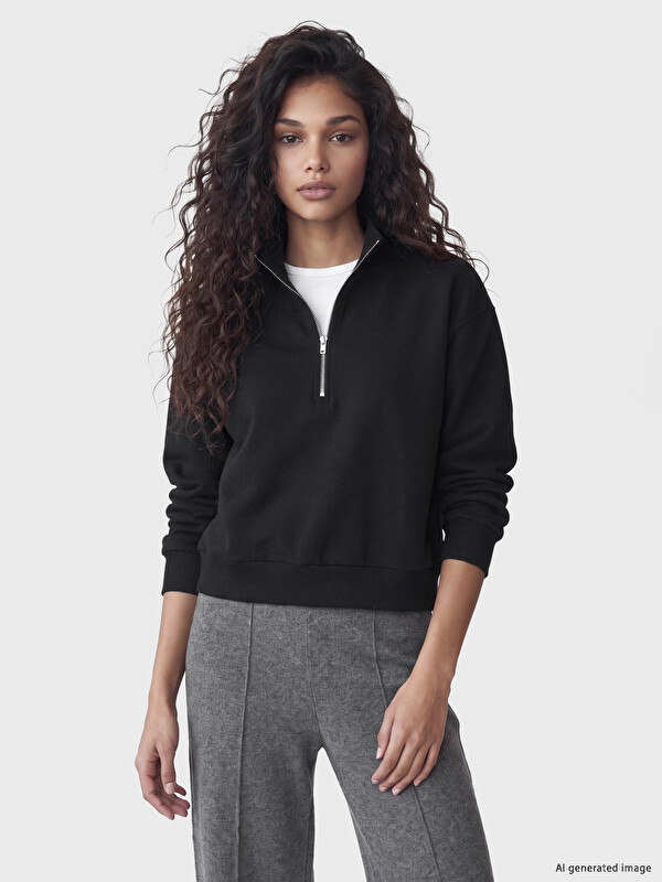 XSIDE Woman Black Sweatshirt