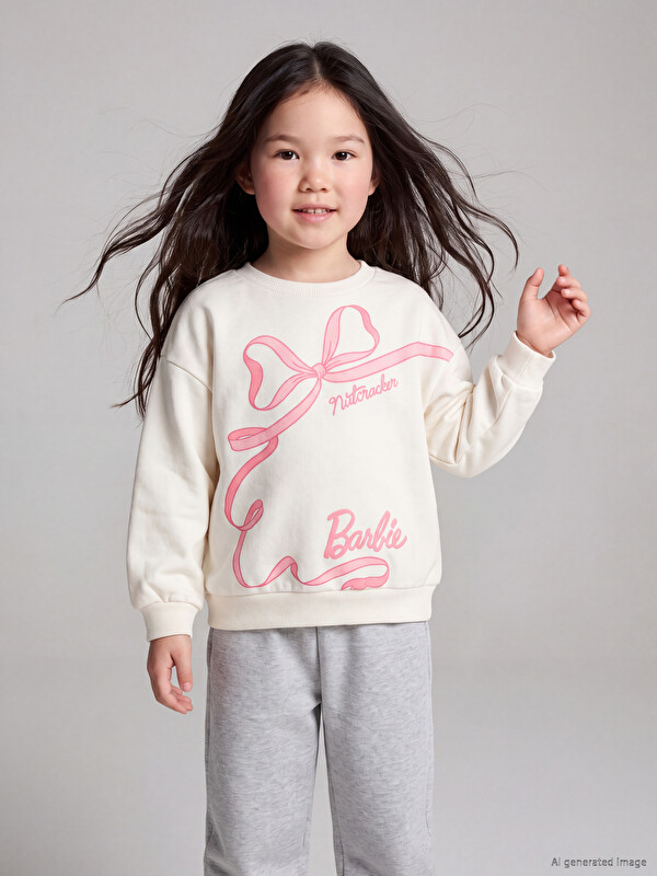 LCW Kids Barbie Printed Girls' Thick Sweatshirt