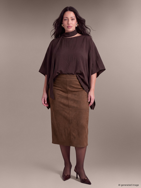 LCW Curve Plus Size Faux Suede Skirt