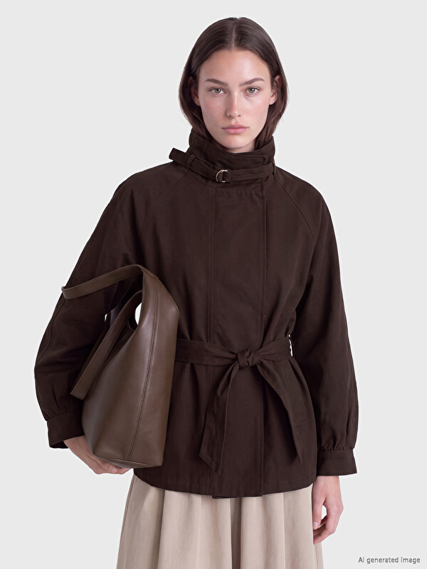 LCW Modest ترێنچکۆتی ژنانه‌ به‌ قۆڵ درێژی قۆڵتەکی بەرز له‌گه‌ڵ پێڵا