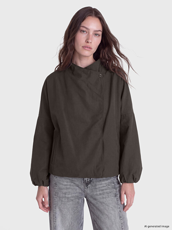 LCW Modest Hakim Yaka Oversize Kadın Yağmurluk