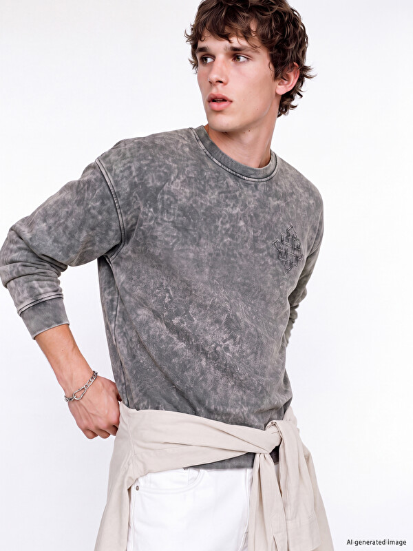 XSIDE Bisiklet Yaka Nakışlı Erkek Sweatshirt