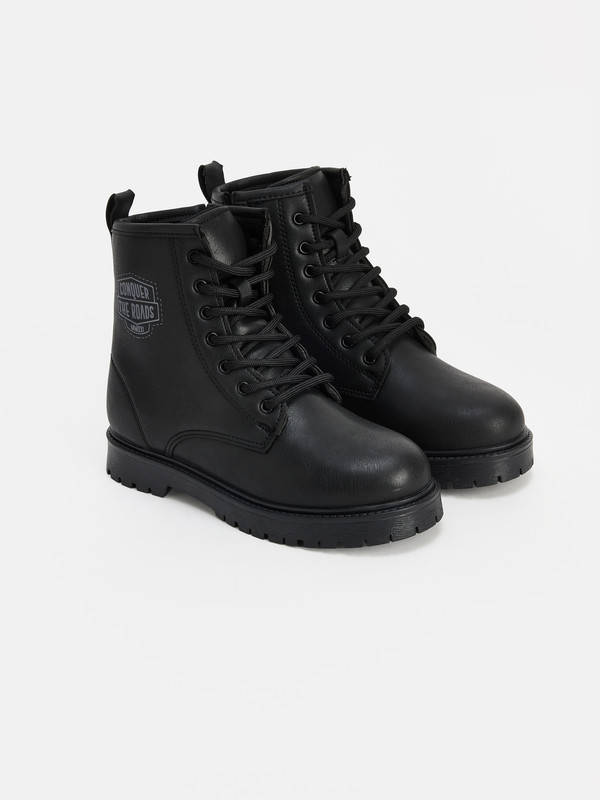 LCW STEPS Boy Black Boots