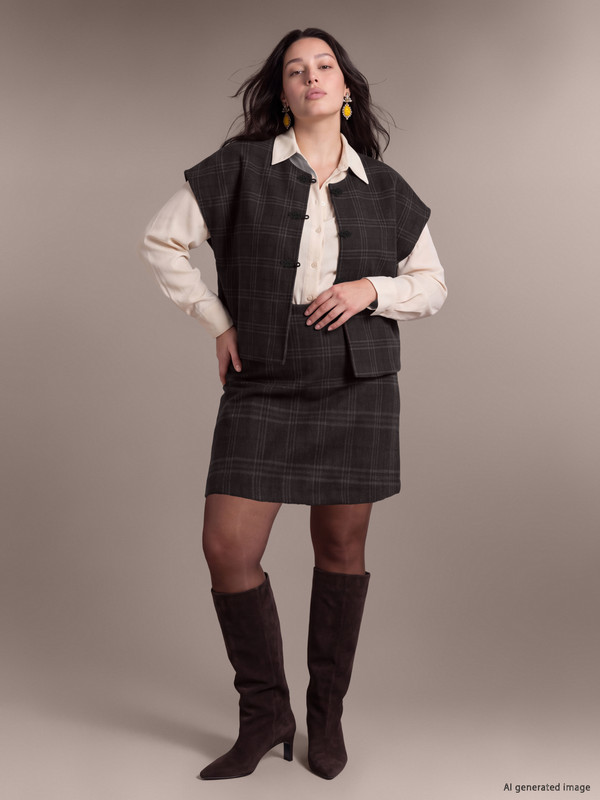 LCW Curve Plus Size Plaid Mini Skirt