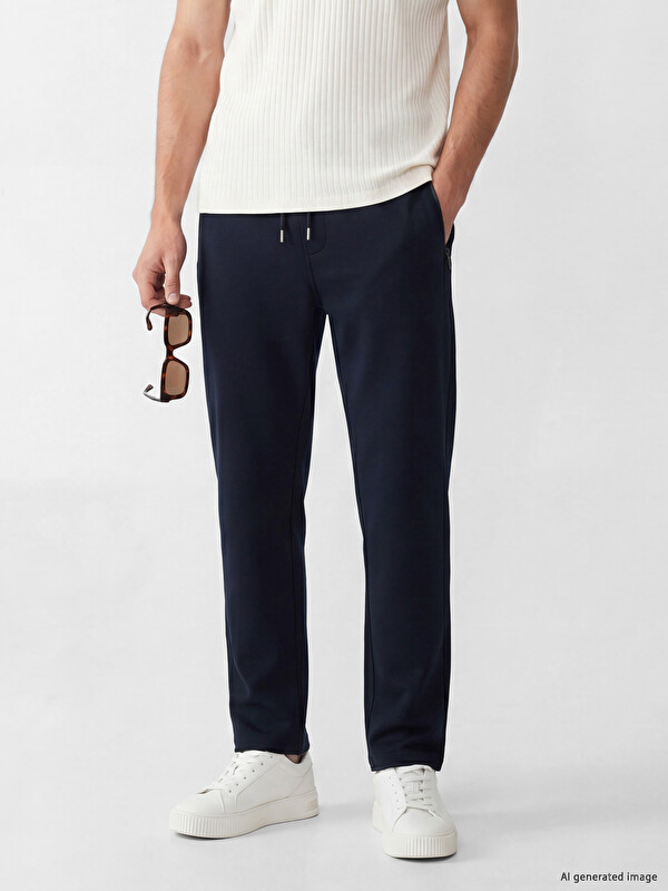 LCWAIKIKI Classic Standard Fit Men's Sweatpants