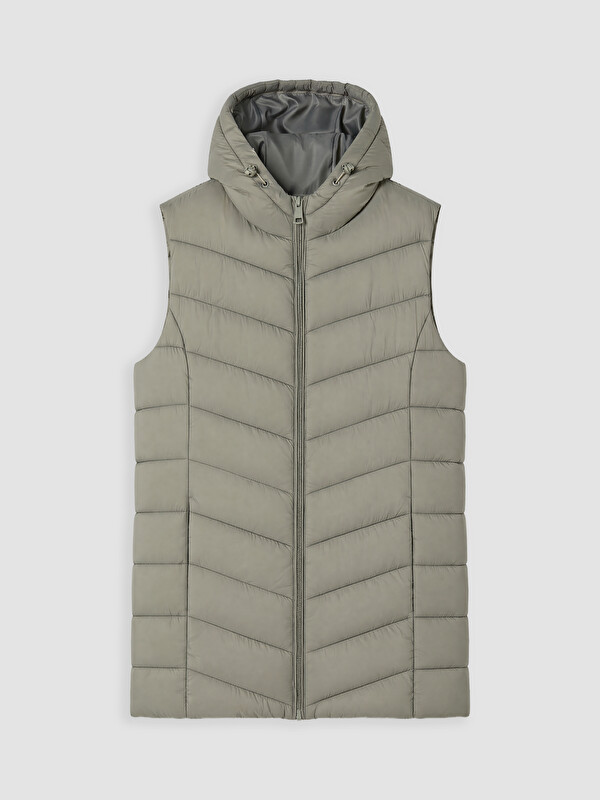 LCWAIKIKI Classic Hooded Women's Puffer Gilet