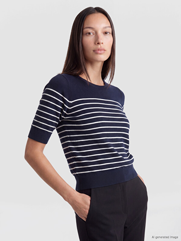 LCWAIKIKI Classic Crew Neck Striped Women's Knitwear Sweater