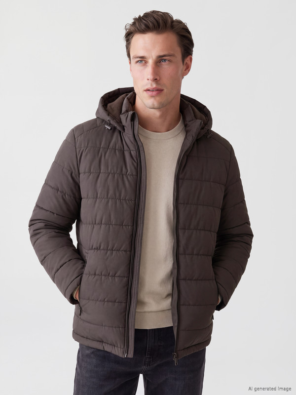 LCWAIKIKI Classic Regular Fit Kapüşonlu Erkek Şişme Mont