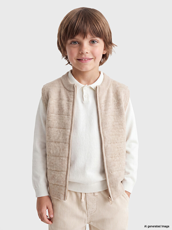 LCW Kids Bisiklet Yaka Erkek Çocuk Triko Yelek