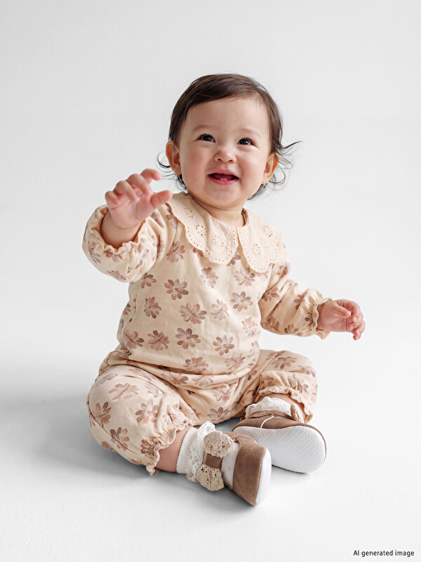LCW baby Peter Pan Collar Floral Baby Girls' Jumpsuit