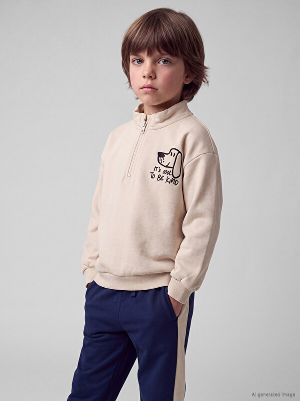 LCW Kids Baskılı Erkek Çocuk Kalın Sweatshirt
