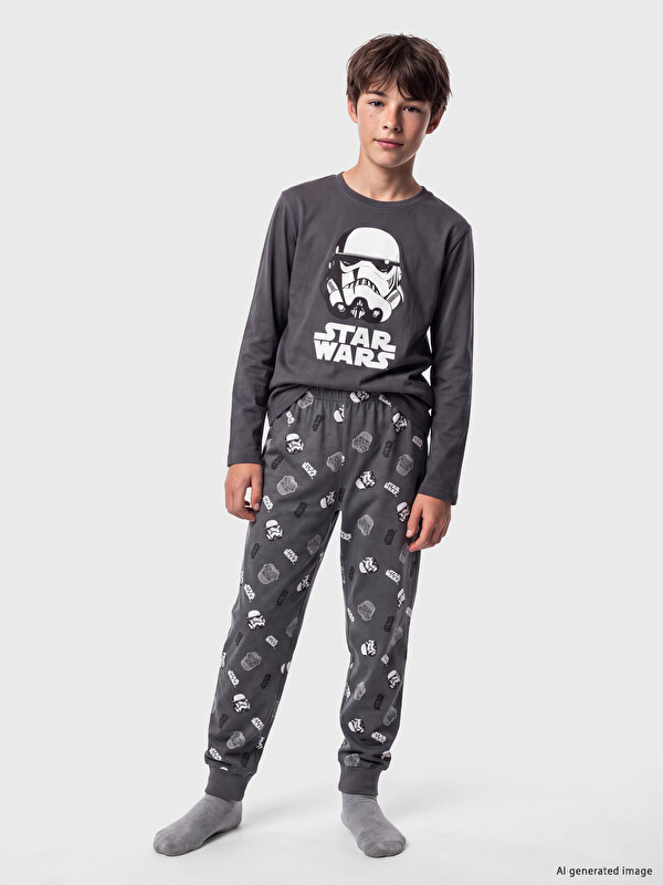 LCW Kids Star Wars Printed Boys' Pyjamas Set