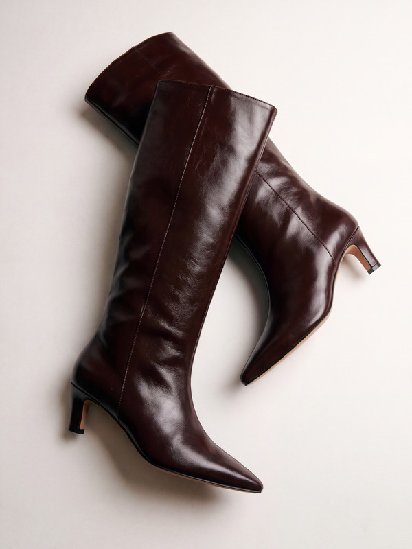 LCW STEPS Pointed-toe women's heels.